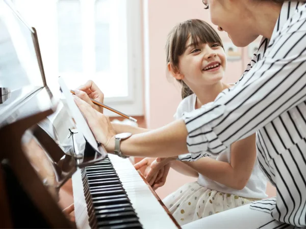 نکاتی قبل از شروع آموزش پیانو به کودکان
