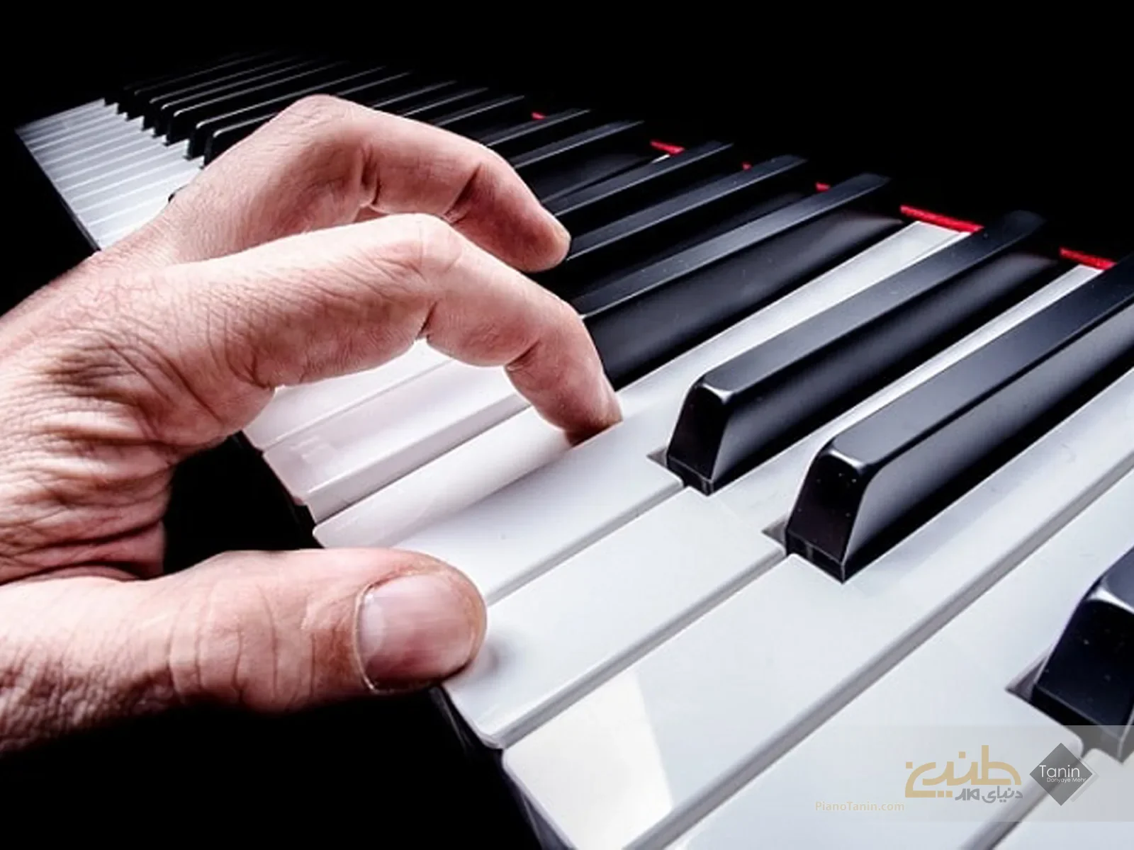 تقویت انگشتان برای پیانو