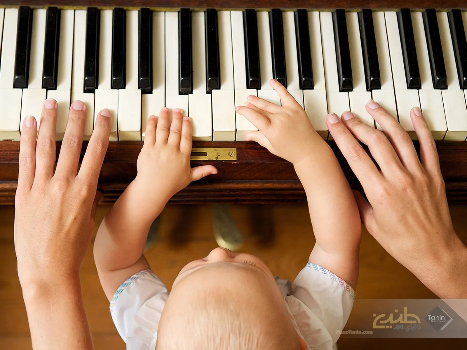 فواید نواختن پیانو برای کودکان