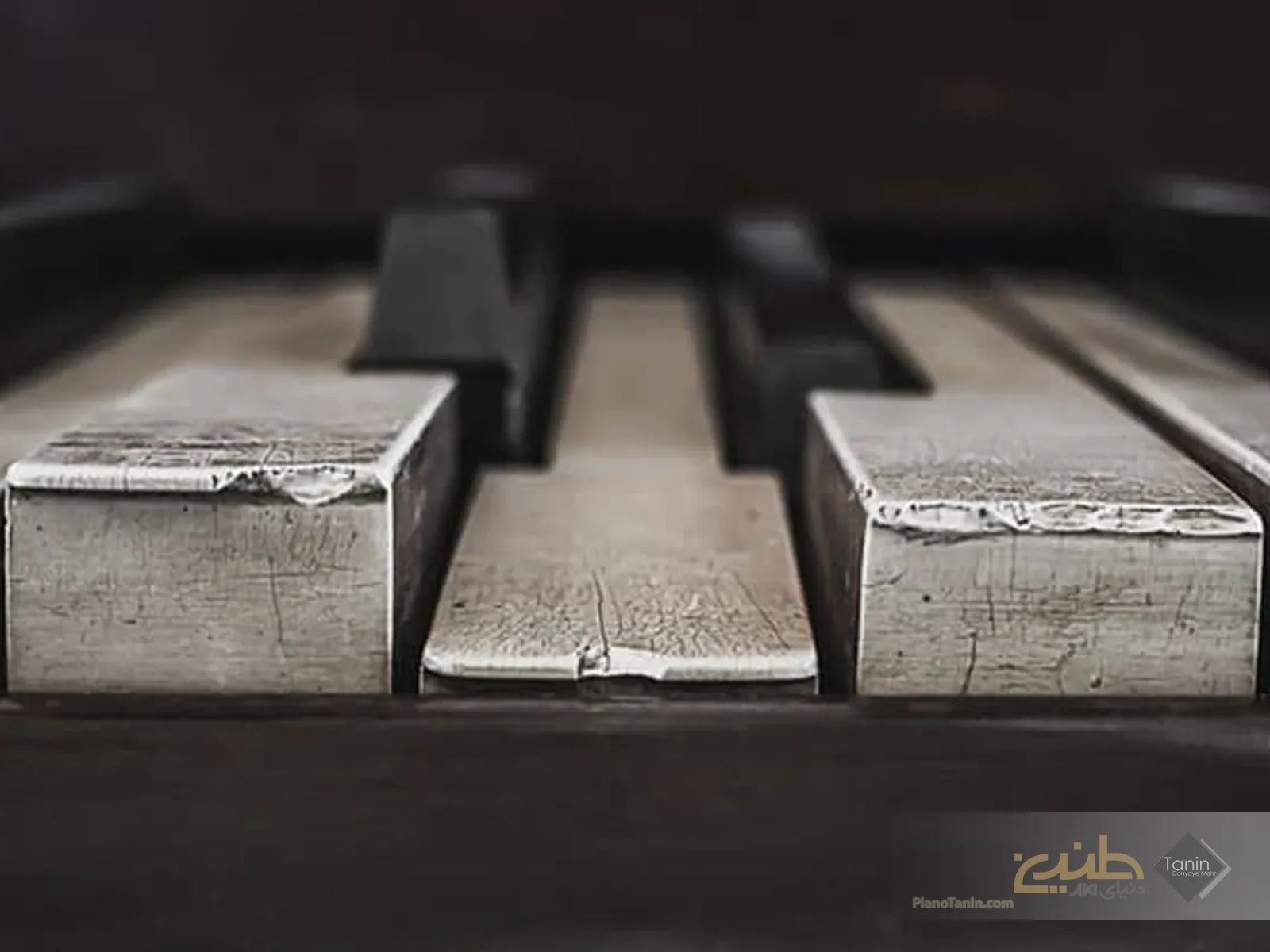 کلیدهای پیانو از چه ساخته شده اند؟