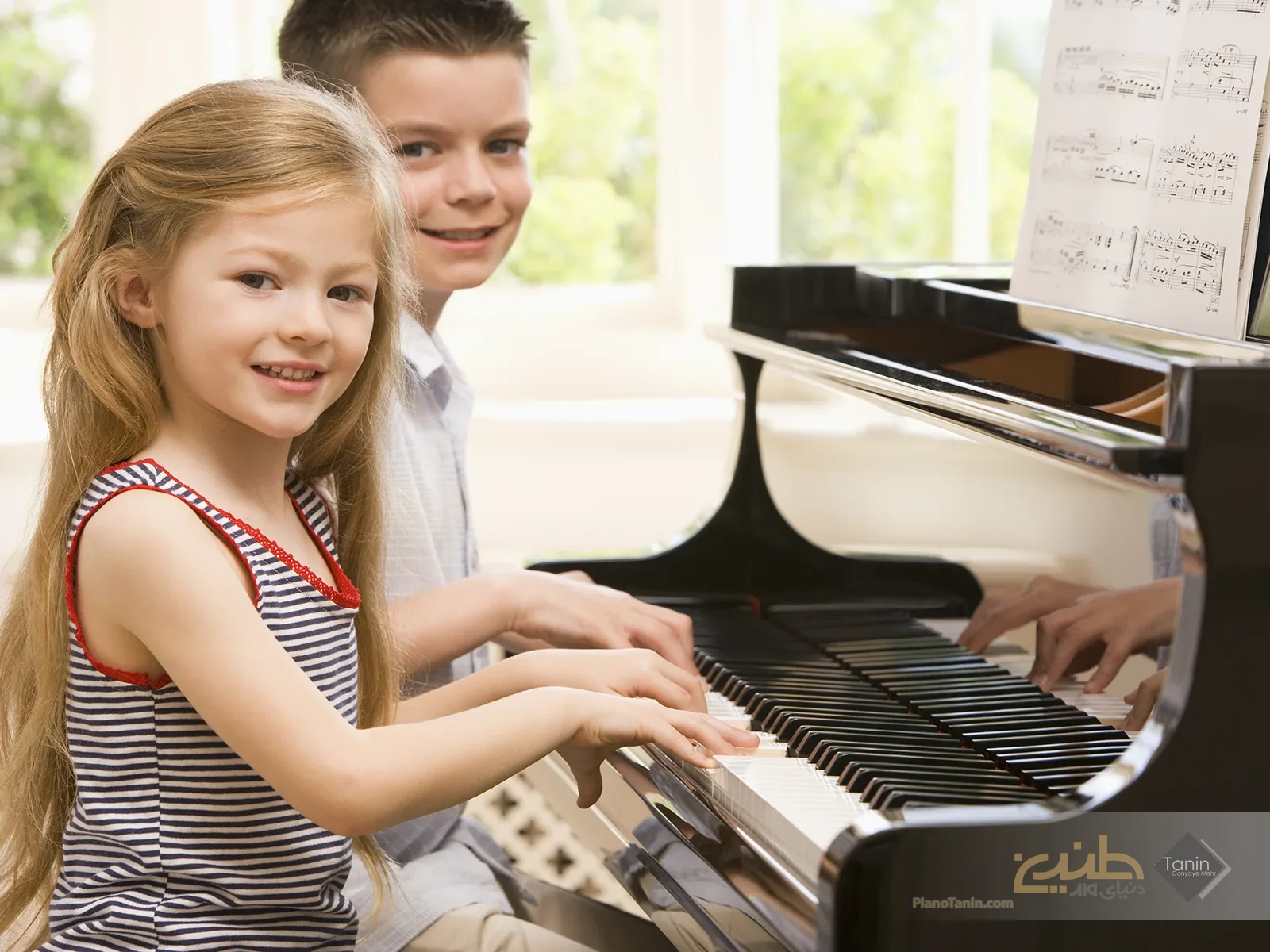 چگونه بچه ها را برای نواختن پیانو آماده کنیم؟