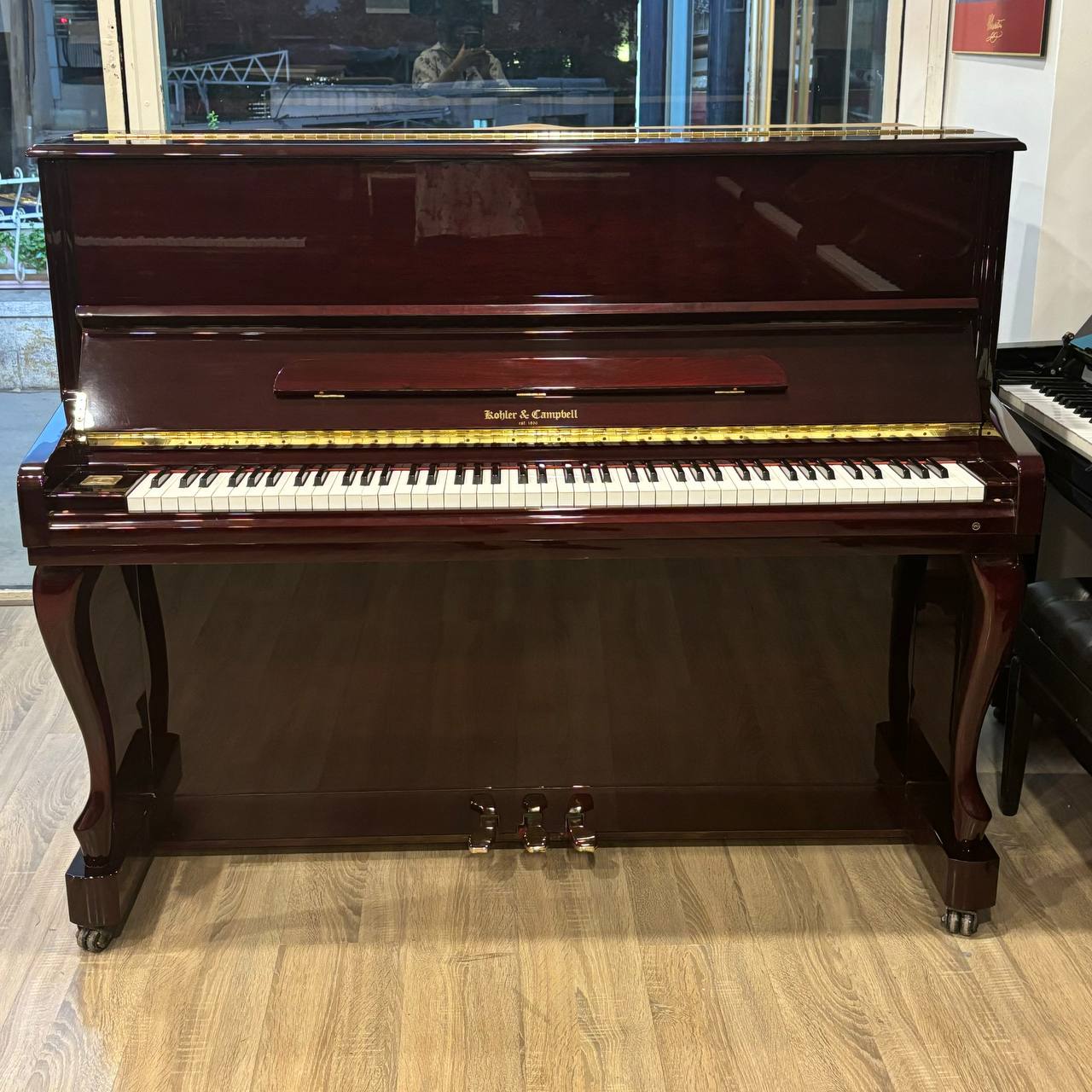 پیانو آکوستیک کارکرده کهلر اند کمپبل KOHLER & CAMPBELL ارتفاع 121