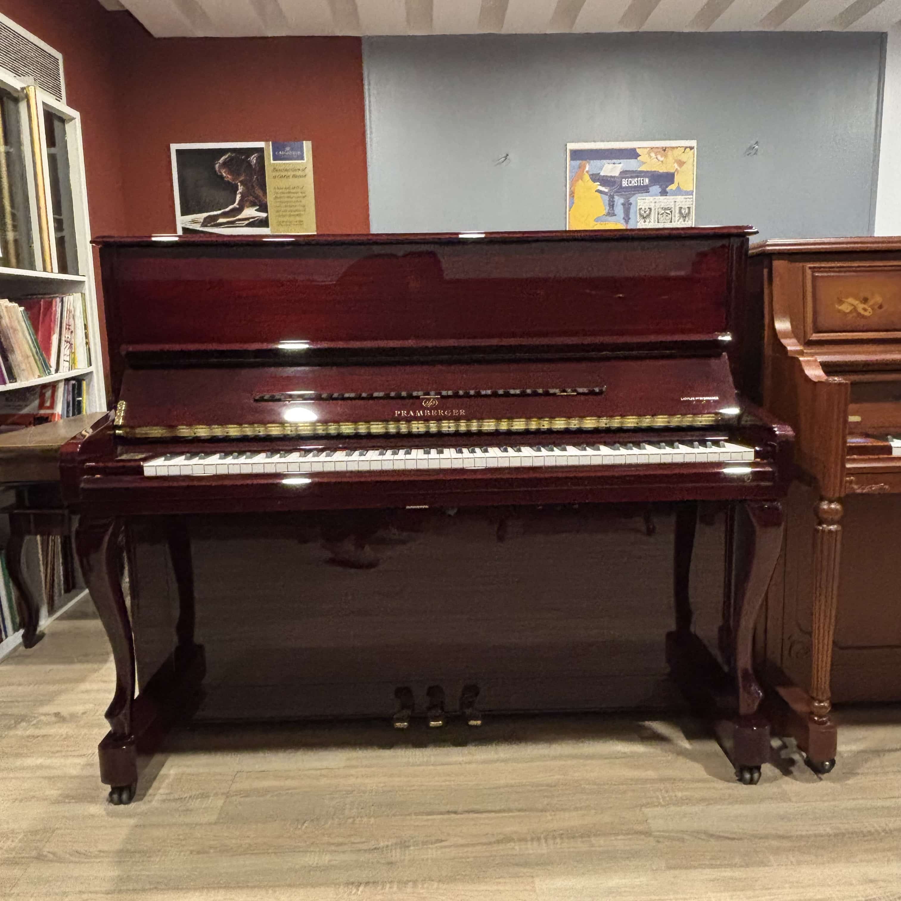 پیانو آکوستیک کارکرده پرامبرگر PRAMBERGER ارتفاع ١٢١