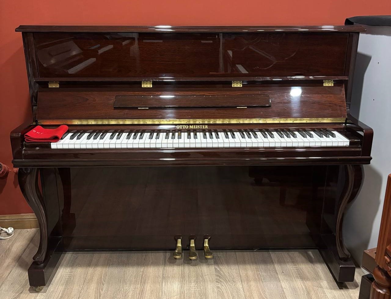 پیانو آکوستیک کارکرده اتو مایستر OTTO MEISTER ارتفاع 115