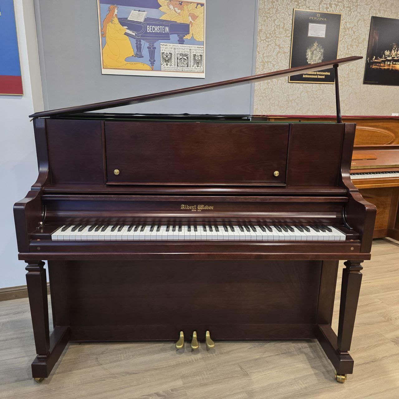 پیانو آکوستیک کارکرده آلبرت وبر ALBERT WEBER ارتفاع 121