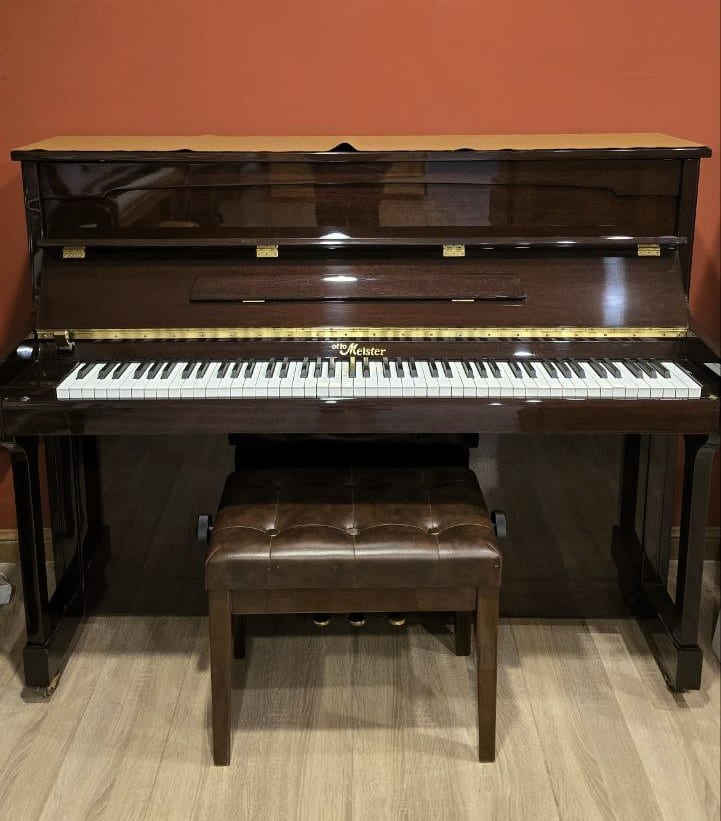 پیانو آکوستیک کارکرده اتو مایستر OTTO MEISTER ارتفاع 116